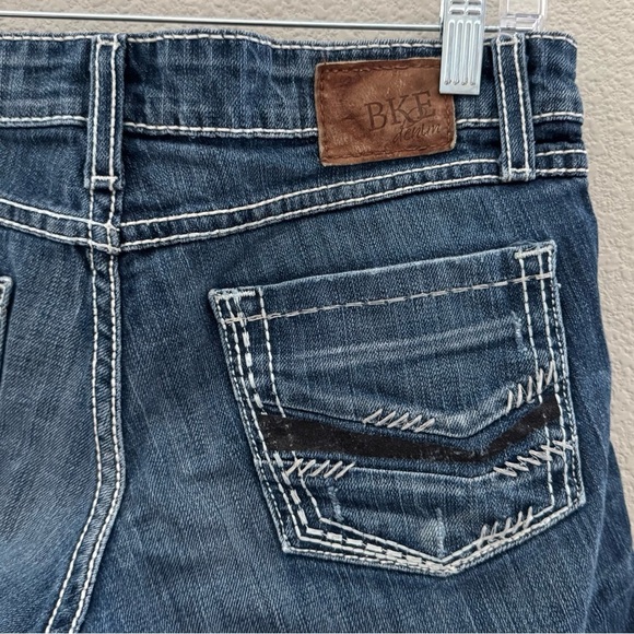 BKE Stella Jean Shorts Jorts Denim Buckle 7" Low Indigo Blue Western Y2K 27 - Picture 6 of 8